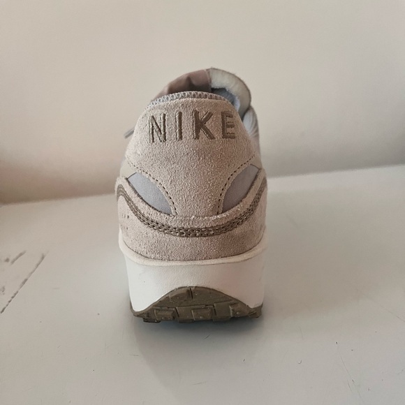 Nike Waffle debut - Picture 3 of 6